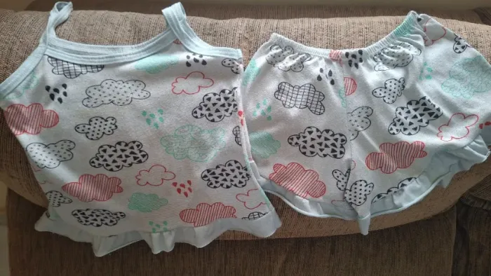 Pijama Infantil Menina Tam M Estampa Nuvens