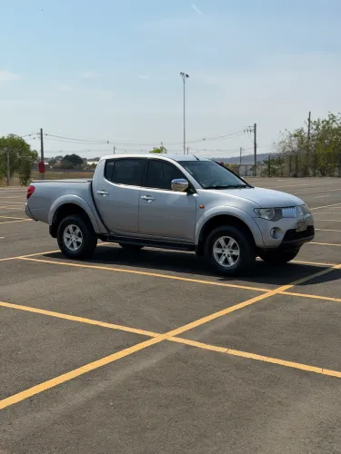 Mitsubishi L200 Triton HPE 3.2 CD TB Int.diesel AUT 2009