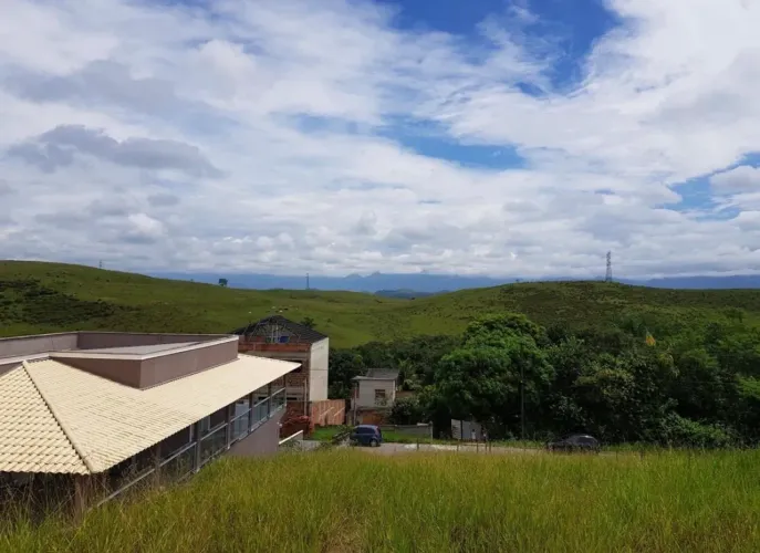 Lote com 600m2