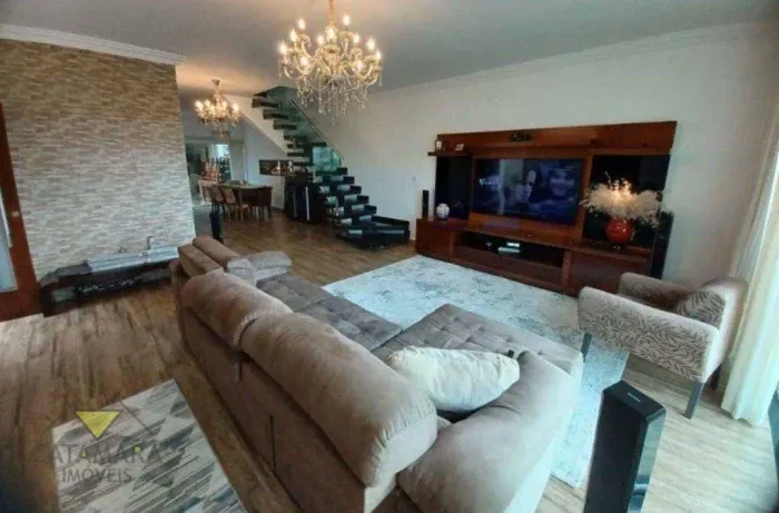 Sobrado com 3 dormitórios à venda, 200 m² por R$ 1.250.000,00 - Vila Moraes - Mogi das Cru