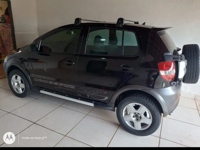 Volkswagen Crossfox 1.6 MI Total Flex 8V 5P 2009