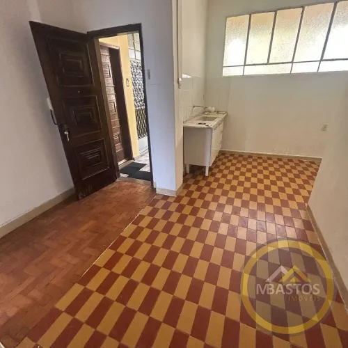 Apartamento 2qts ( ou sala ) São Cristóvão - BH R$ 1.050,00