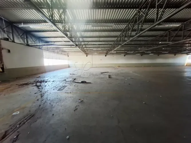 Galpão comercial de 3994m² com 04 salas comerciais - Ipiranga