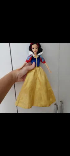 Boneca Branca de Neve Disney