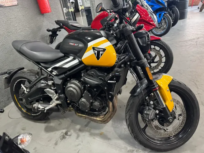 TRIDENT 660 ABS 2026