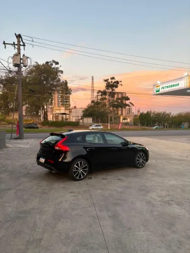 Volvo V40 T-4 Momentum 2.0 Aut. 2018