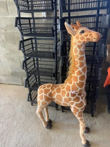 Girafa de pelúcia 