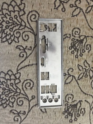 Espelho da placa Mãe H310 M M.2 2.0 praticamente nivo