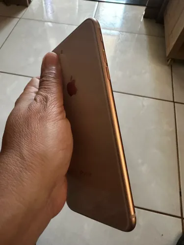 iPhone ? 8 plus