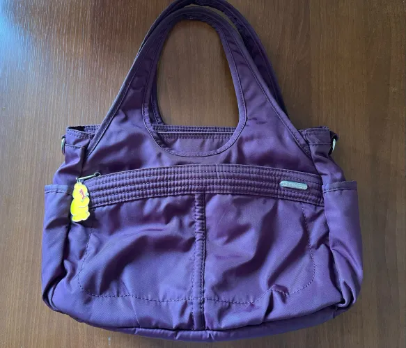 Bolsa femenina marca BESIDE-U
