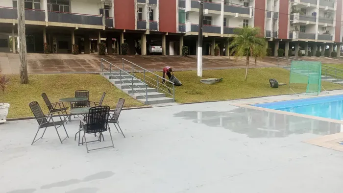 Jardineiro disponível agora mesmo chama