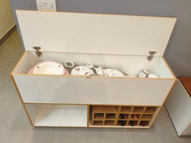 Bau branco em MDF