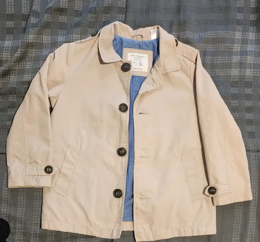 Casaco tipo parka Zara - infantil tamanho 3-4 anos, masculino.