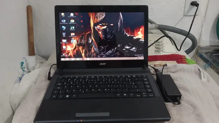 NOTEBOOK ACER CORE I3 ÓTIMO/4GB DE RAM/500GB DE HD/ENTREGO
