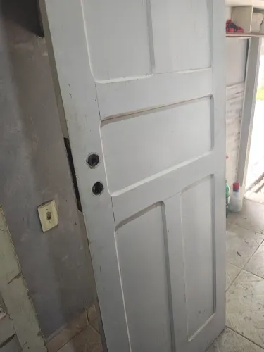 Portas de canela preta