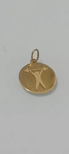 Pingente de ouro musculação