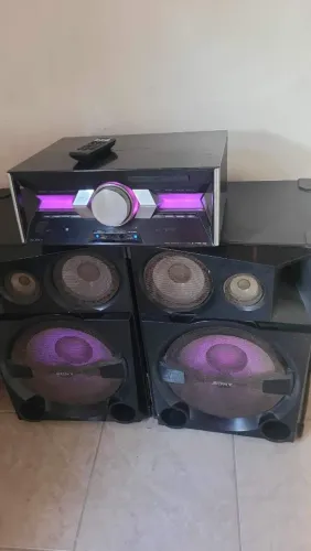 Vende-se Som Sony SHAKE 7