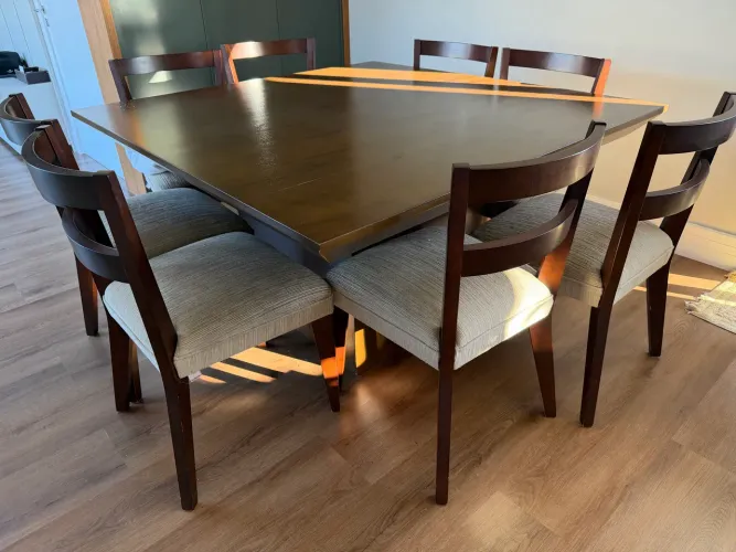 Mesa de jantar 8 lugares