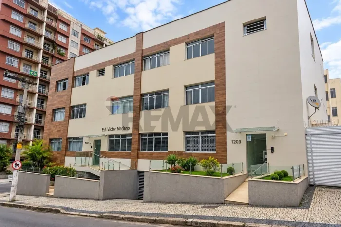 Apartamento para locação no Edifício Victor Mariano  Santa Helena