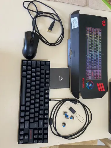 Teclado gamer Redragon + mouse Gamer Redragon 