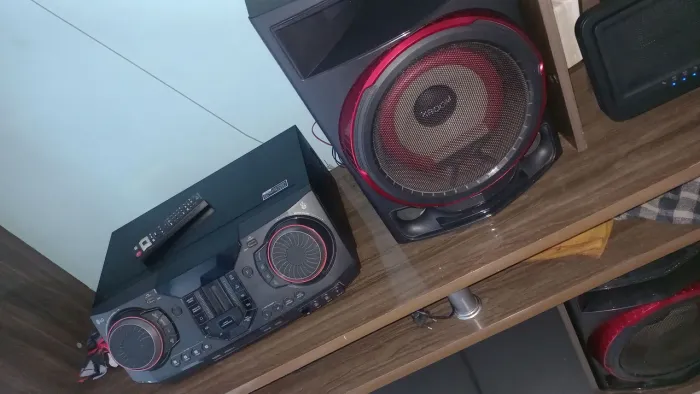 Lg 2350wats muito novo 700reais