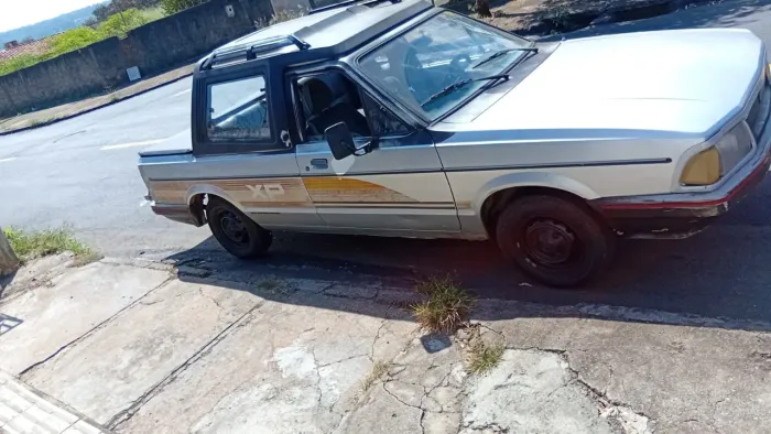 Ford Pampa L 1.8i / 1.8 (álcool) 1992