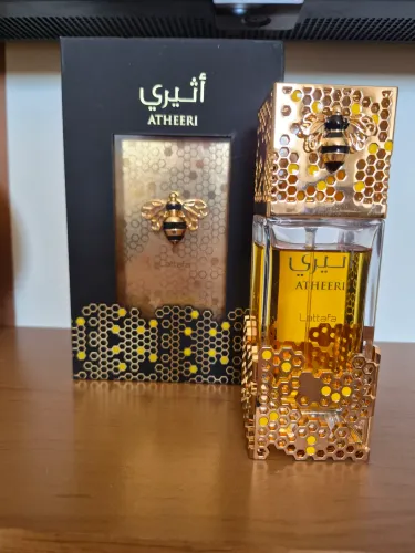 Perfume Abelhinha Atheeri Afeer 