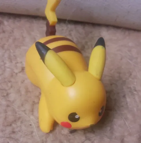 Boneco MC Donald's Pokémon