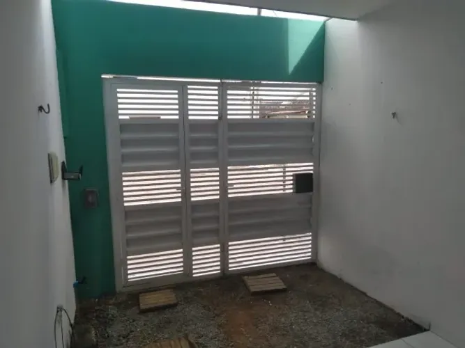 Aluga-se casa duplex