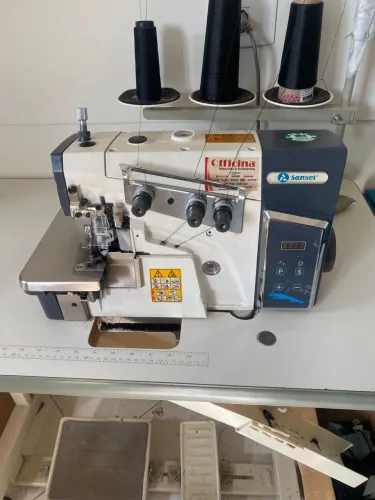 Maquina Overlok Industrial Direct Drive