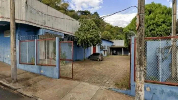 Leilão - Comercial - De R$4.350.000,00 Por R$2.175.000,00