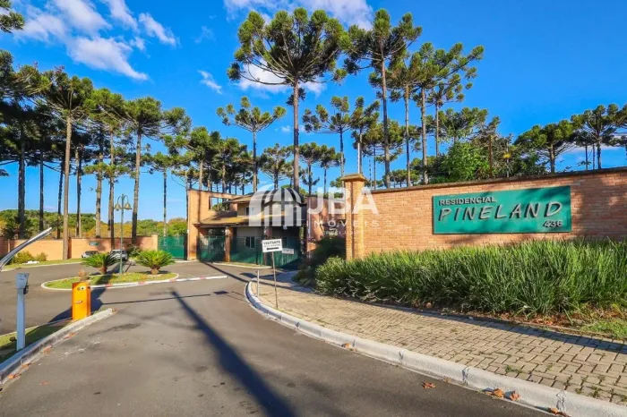 EXCELENTE CASA TÉRREA EM CONDOMINIO NO PINEVILLE