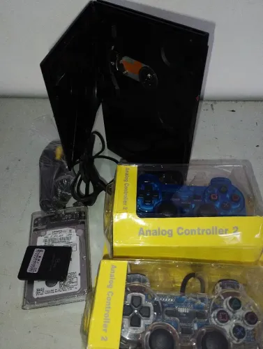 PS2 + HD 250gb com + de 100 jogos + 2 controles novos + memorycard 8mb + leitor off