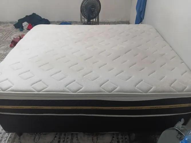 VENDO CAMA QUEEN BOX UMAFLEX NOVINHA