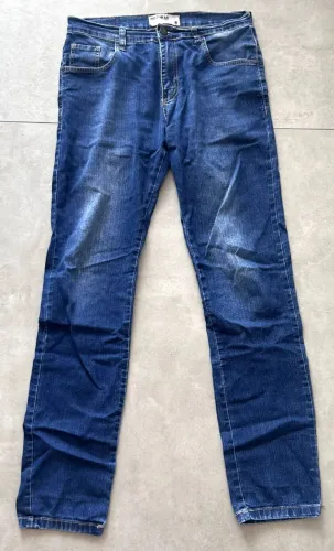 Calça jeans masculina da marca POLO WEAR azul marinho com lavagem