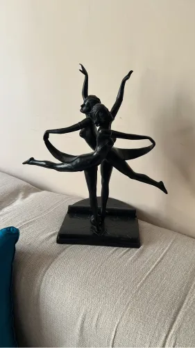 Escultura em resina italiana balé
