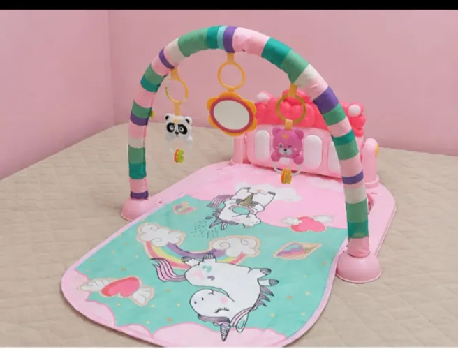 Tapete de Atividades Infantil com Piano Musical Unicórnio - R$ 80