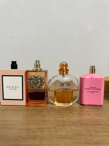 4 Perfumes femininos