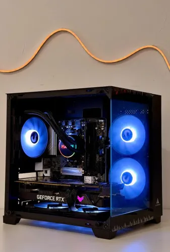 PC Gamer Ryzen 7 7800X3D + RTX 3070 + 16GB