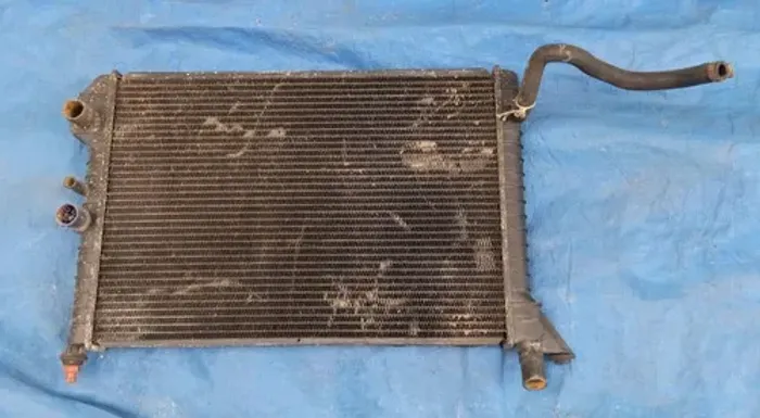 Radiador Volvo 460 1997