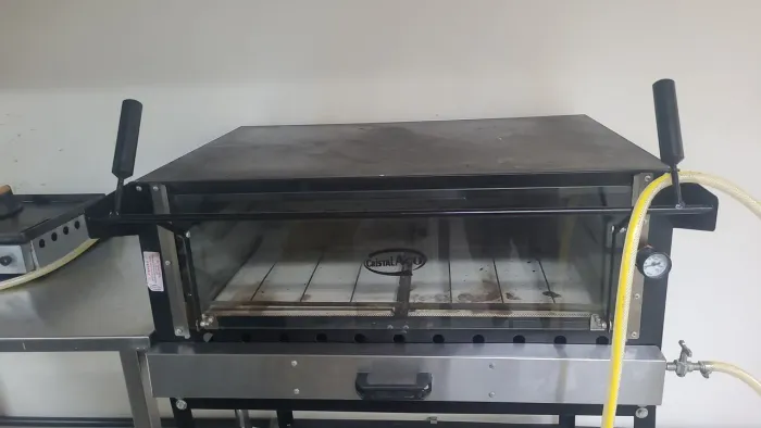 Vendo equipamentos para restaurante, bar e lanchonete
