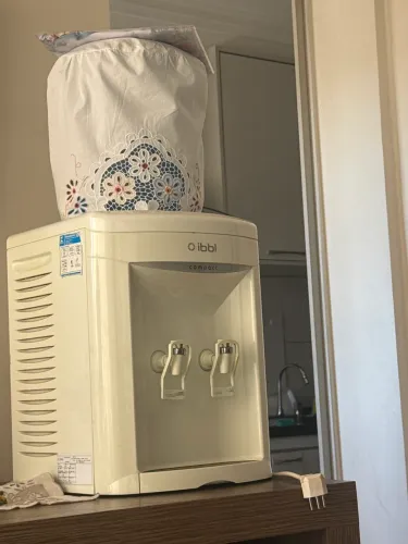 Vendo bebedouro de água elétrico impecável