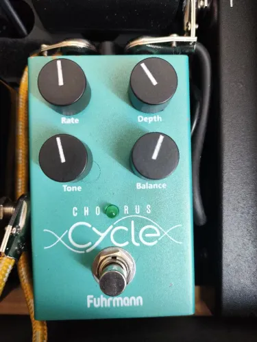 Pedal para guitarra chorus cycle fuhrmann