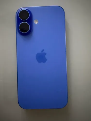 iPhone 16