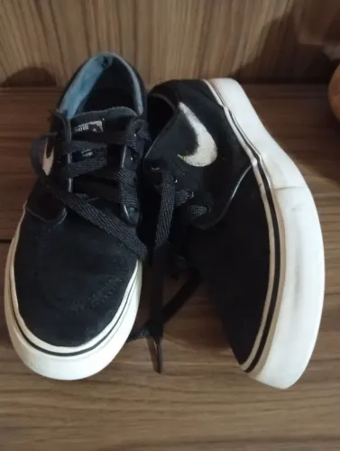 Tênis Nike Janoski 37
