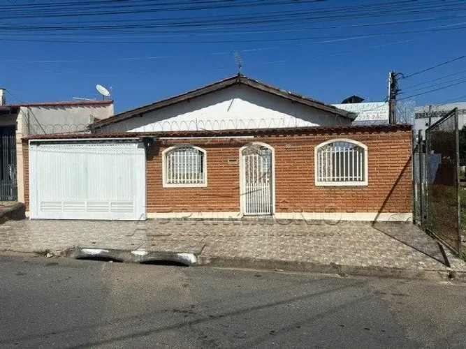 CASA TERREA COM 3 QUARTOS SENDO 1 SUITE - VILA NOVA SOROCABA