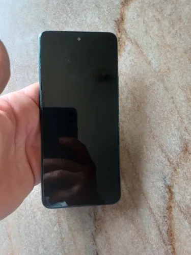 Infinix Hot 11S NFC 128gb 6 ram Semi-Novo.
