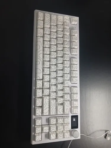 TECLADO MECÂNICO ATTACK SHARK K86 RGB COM TELINHA E SOFTWARE TROCO POR MAGNÉTICO PRETO