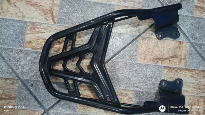 Bagageiro para moto Fazer 150 em excelente condições