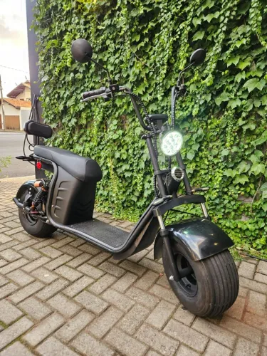 Moto elétrica Scoter 